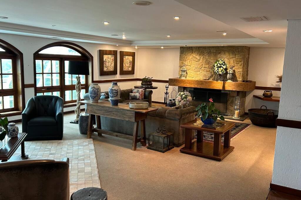 Apartamento Duplex Luxo Quatre Saisons Mbflats 2 Campos do Jordão